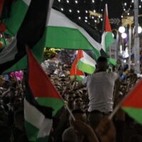 Povo palestino luta contra remoções e repressão brutal do Estado terrorista de Israel