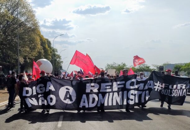 Brasília. contra PEC32